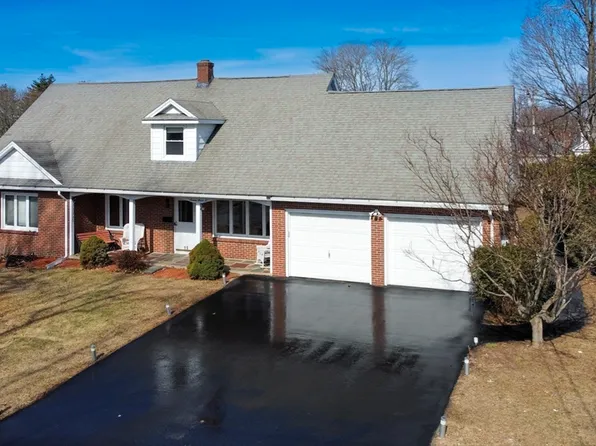 16 Elliot Ave, Chicopee, MA 01020