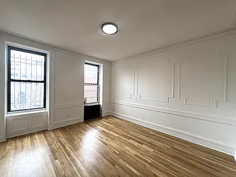 Rented by KNOCKKNOCK LLC