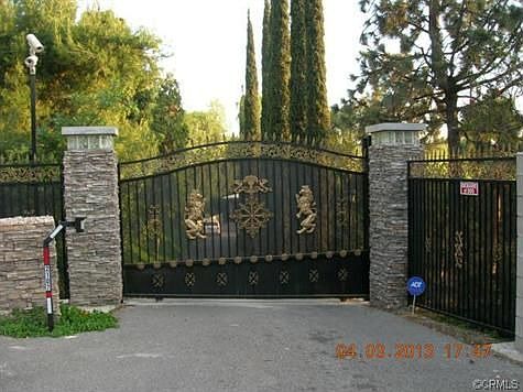 2nd image of 2107 S Buenos Aires Dr