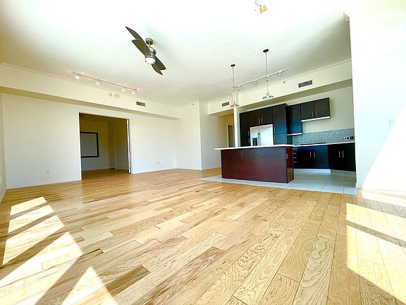 5th image of 360 E Desert Inn Rd Unit 402