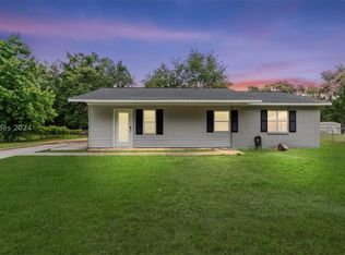 5 Castle Rock Rd, Beaufort, SC 29906