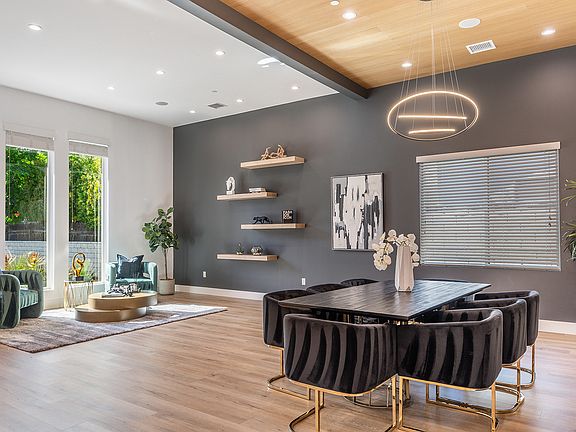4th image of 4637 Laurel Canyon Blvd