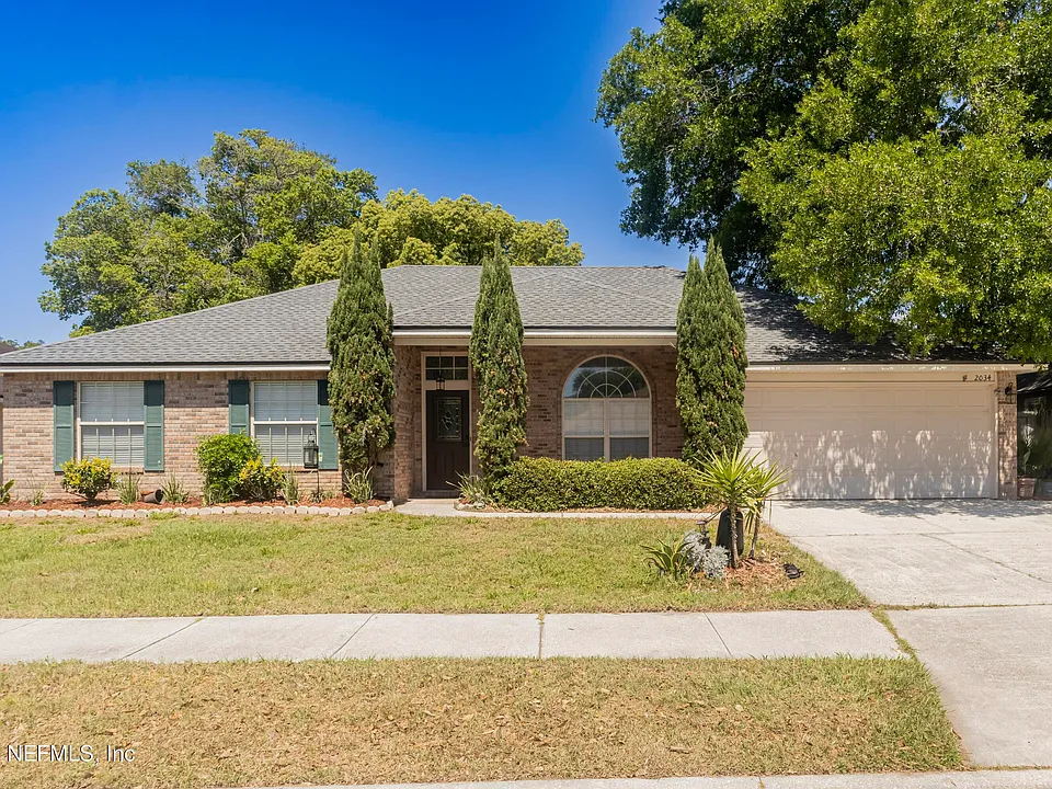 2034 Belhaven Dr