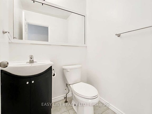 4th image of 6530 Glen Erin Dr #A