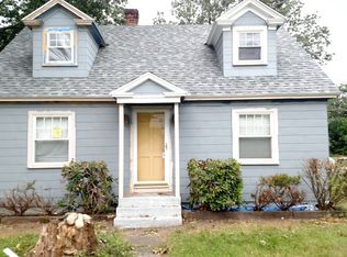 22 Hoover St, Leominster, MA 01453