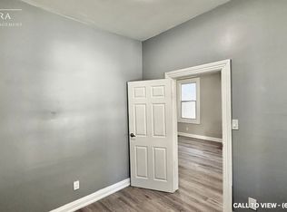 1 Beach Rd #1, Hamilton, ON L8L 4A9