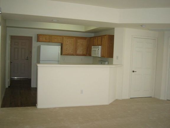 Living/dining room