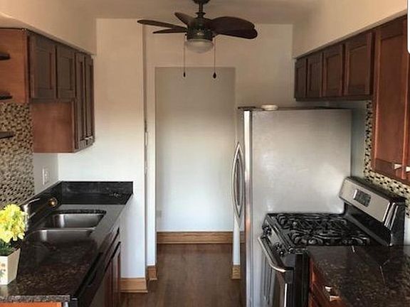 3rd image of 8641 1/2 W Foster Ave