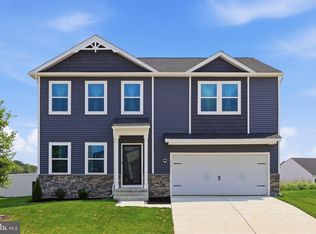 111 Salute Cir, Martinsburg, WV 25405