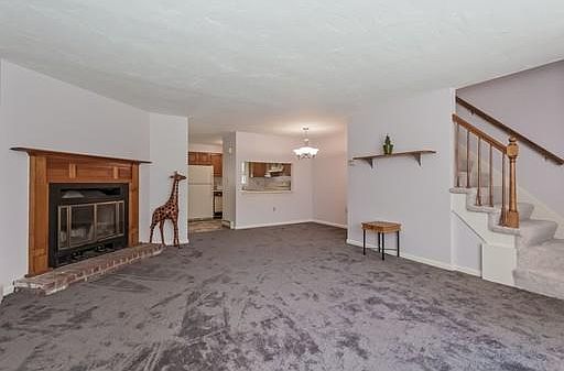 2nd image of 60 Pattison St #38