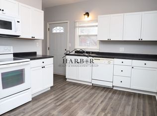 607 11th Ave NE, Rochester, MN 55906