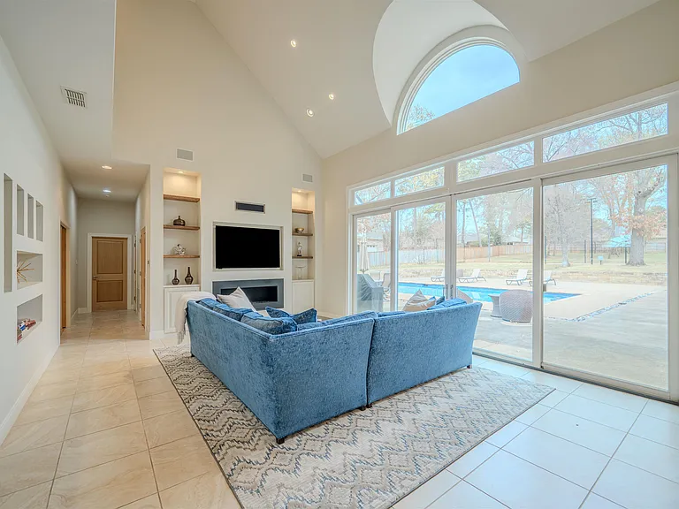 3 Lakeside Dr — Photo 14