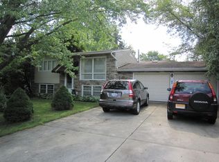 376 Birchwood Dr, Antioch, IL 60002