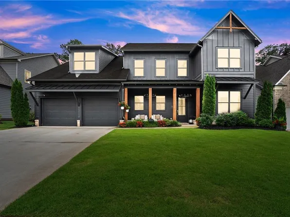 712 Bridgeview Dr, Canton, GA 30115