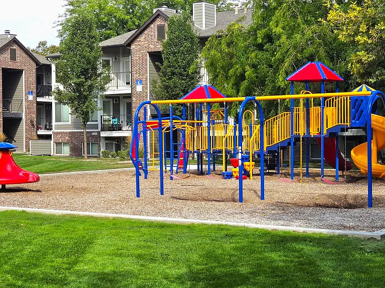 Springs of Royal Oaks — Photo 13