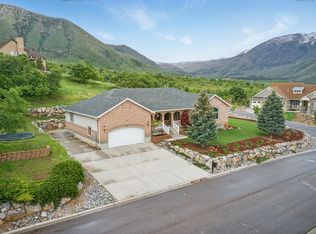 65 W Coleys Cv, Elk Ridge, UT 84651