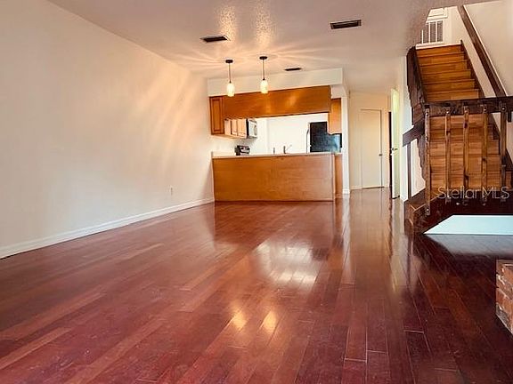 3rd image of 5202 Lazy Oaks Dr Unit 5202
