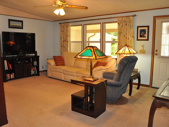 3rd image of 2929 Sun Cove Dr