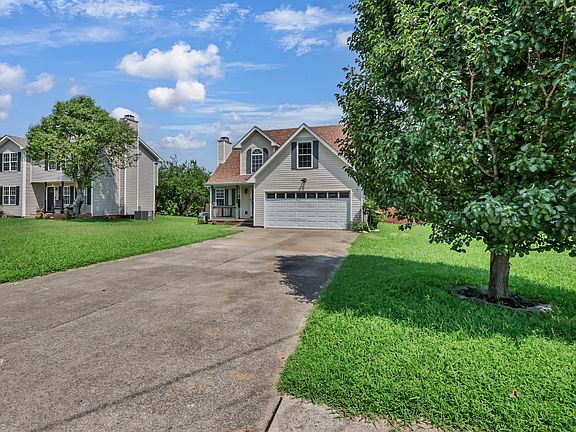 2nd image of 1960 Whirlaway Cir