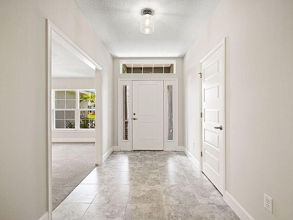 4th image of 8316 Amalfi Circle