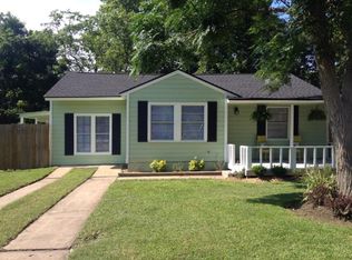 725 Lorrain St, Angleton, TX 77515