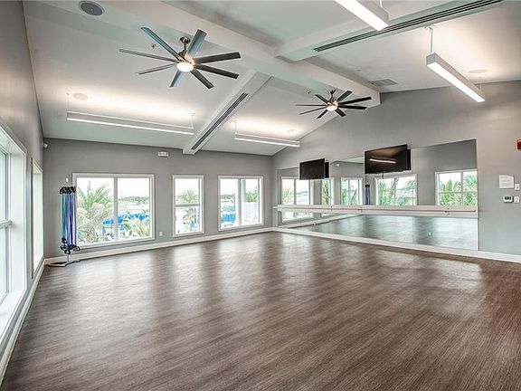 4th image of 10504 Tidewater Key Blvd
