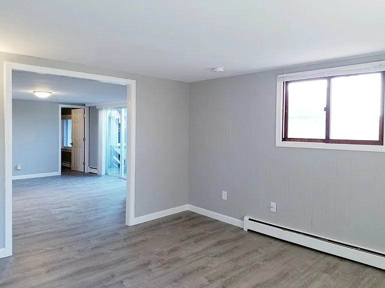64 South St — Photo 7