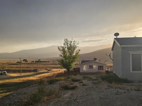 328 S Sheridan St, Stockton, UT 84071