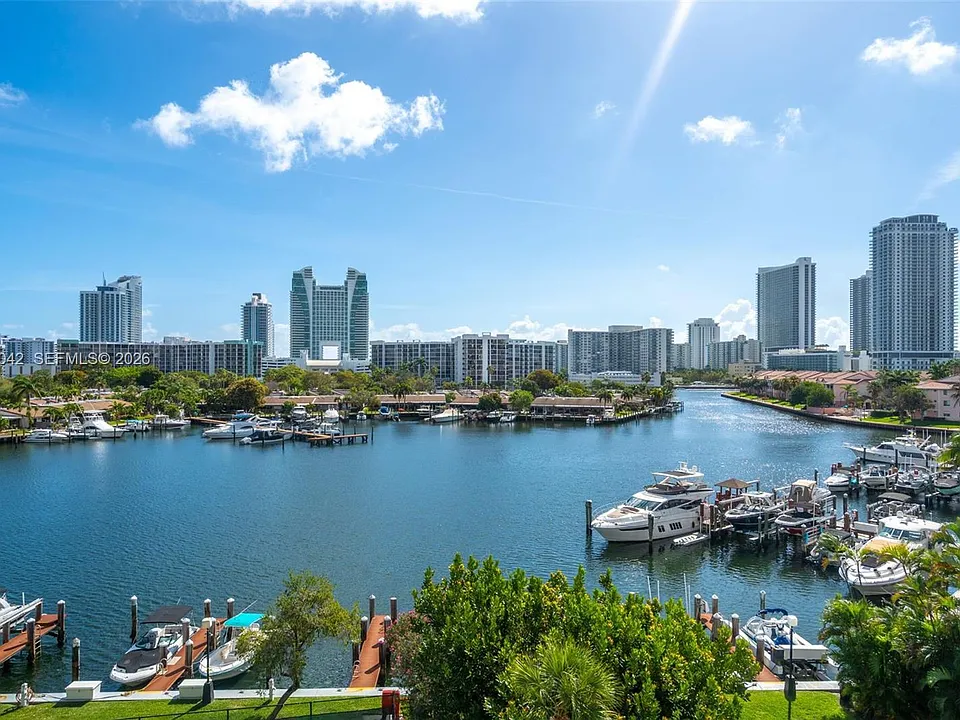 500 Three Islands Blvd #226