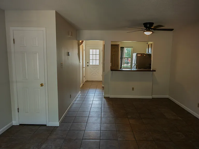 707 Walker Rd — Photo 9