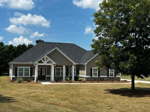 204 Sage Ct, Eatonton, GA 31024