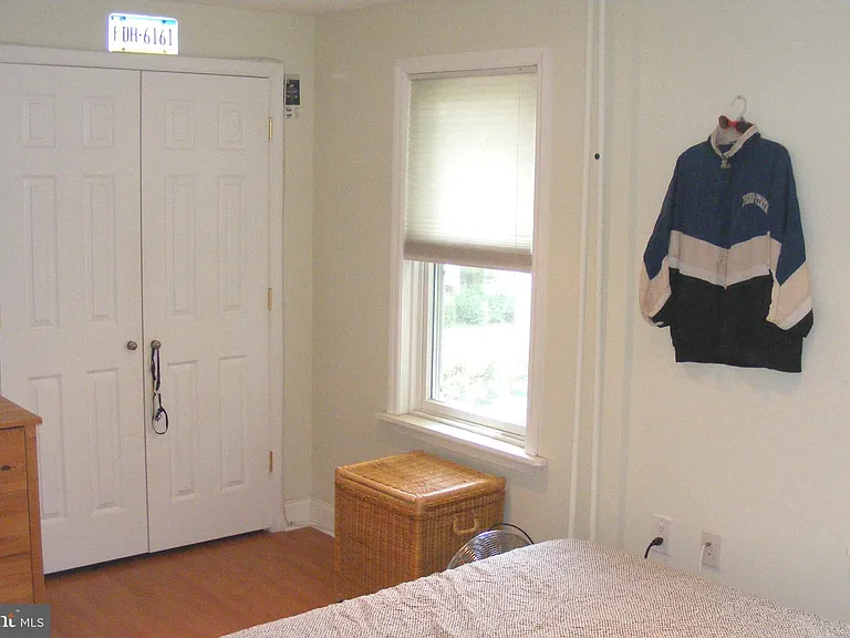 316 Locust Ave — Photo 14