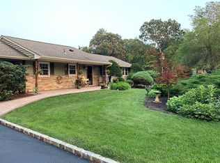 3 Dogwood Ln, Yaphank, NY 11980