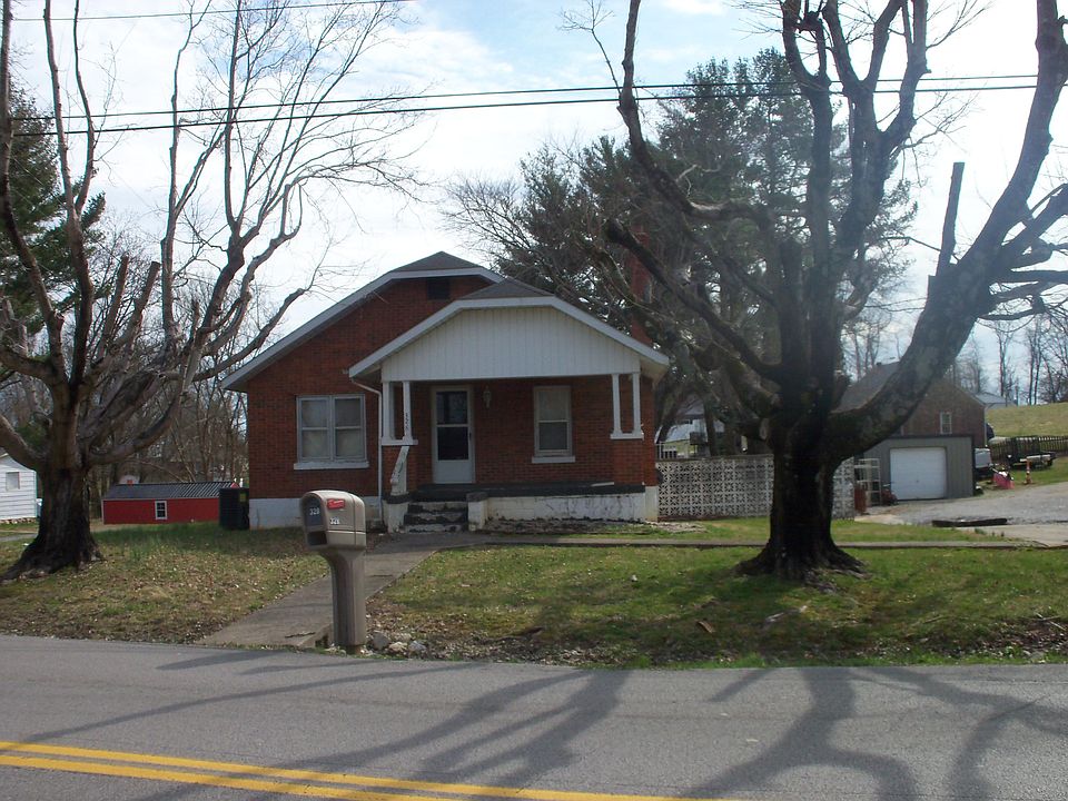 1st image of 328 Stanford St