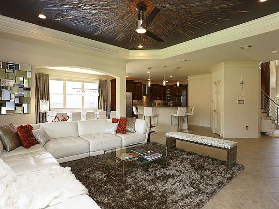 Spacious family room that opens to your gourmet kitchen and breakfast area. Great for entertaining.