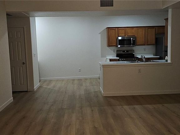 2nd image of 24909 Madison Ave Unit 2114