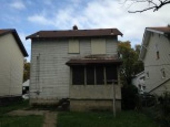 5th image of 1557 Duxberry Ave