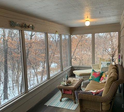 4th image of 9557 Woodridge Cir