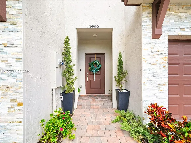25540 SW 108th Ave #25540 — Photo 9