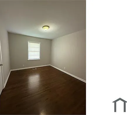 2245 3rd St NE — Photo 8