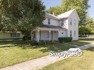 1202 17th Ave, Viola, IL 61486