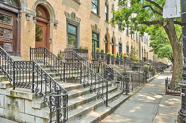 1st image of 235 W 138th St #1