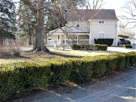 2nd image of 3226 S 29th St