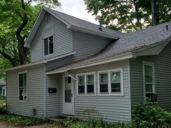 124 E Lewis St #Upper2, Whitehall, MI 49461