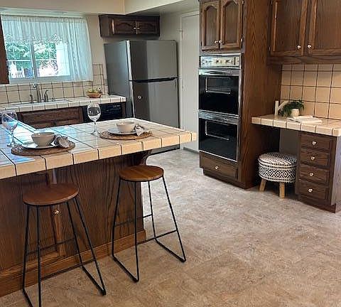5th image of 1564 Carmel Dr