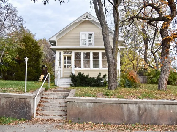 338 N Highland Ave, Pierre, SD 57501