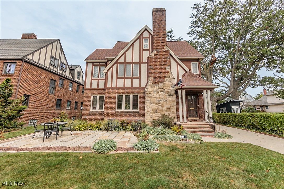 15912 Lake Ave, Lakewood, OH 44107 | Zillow