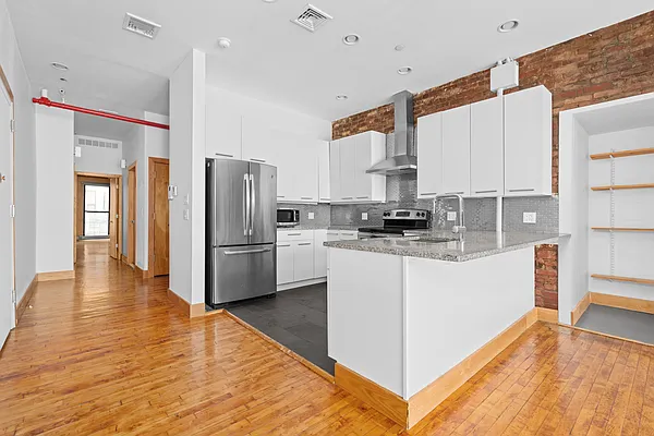 Rented by Compass | media 3