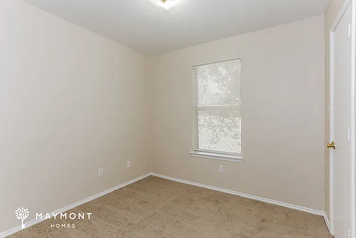 1043 Cheddar Ct — Photo 13