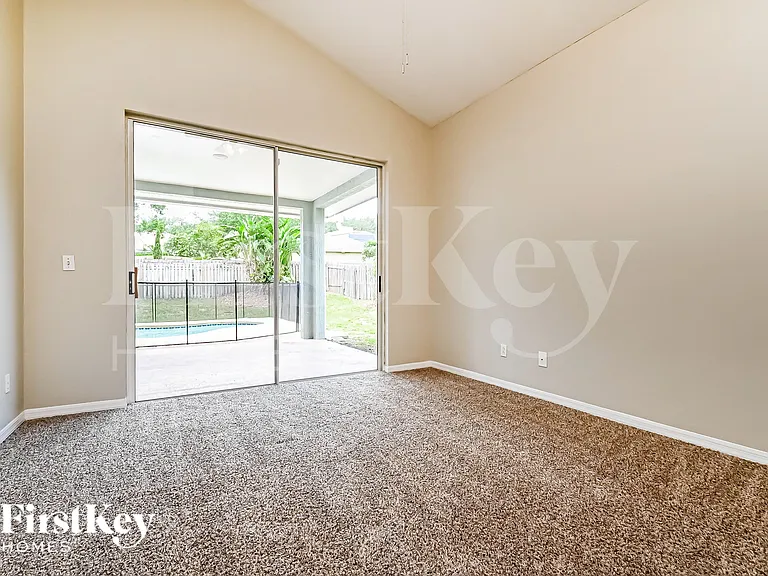 4413 Winding River Dr — Photo 8